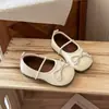 Zapatos de Cuero para Niñas 2025 Primavera y Otoño Nuevo Estilo Zapatos Infantiles Zapatos de Princesa para Niñas Suela Suave Planos de Moda Mocasines Modernos