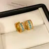 Brincos de Cristal Azul Sal Marinho com Zircônia Colorida em Círculo Completo, Brincos de Tarraxa Modernos e Exquisitos, Luxo Leve com um Toque de Alta Qualidade, Brincos Versáteis Atacado