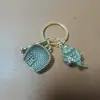 Pingente de Corrente Sapo de Três Pernas em Latão Puro Pingente Mascote Masculino para Atrair Riqueza e Manter Riqueza Chaveiro de Presente Pingente de Carro