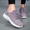 Sapatos Esportivos Femininos Branco com Estampa de Grou Novos para Primavera Outono Malha Respirável Resistentes ao Desgaste Antiderrapantes Leves Sola Macia Para Estudantes Corrida
