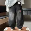 Jeans Rectos de Otoño para Niños 2026 Nuevo Estilo Pantalones Largos Geniales para Niños Pequeños Pantalones Versátiles de Primavera y Otoño para Niños