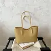 Bolso Tote Vintage para Mujer 2026 Nuevo Modelo Nicho Versátil Moderno Gran Capacidad Bolso de Hombro Bolso de Mano Simple para Viajes