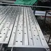 Placas de Piso para Andaime Cuidadosamente Selecionadas, Plataformas de Salto de Malha de Aço Galvanizado Móveis, Placas de Piso de Aço para Andaime Tipo Fivela, Placas de Piso de Aço Perfuradas
