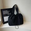 2025 Nuevo Bolso de Hombro Plisado con Cordón de Tela de Nailon Impermeable de Gran Capacidad para Viaje Casual Cruzado Tote