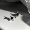 Aretes asimétricos de estrella de cinco puntas en blanco y negro, nicho elegante de alta gama, simples, de lujo ligero, con circonitas, brillantes, moda para chica hot con diamantes
