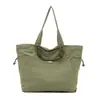 Bolsa Tote de Commuter Casual de Grande Capacidade para Mulheres, Novo Estilo, Leve, Versátil, Bolsa de Mão em Nylon, Repelente à Água, Bolsa de Ombro para Estudantes