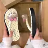 Cómodas para usar al aire libre, elegantes para el verano, artículo popular de celebridad de internet, estilo de hada versátil, casual, que aumenta la altura, suela suave, sandalias chanclas