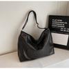 Bolso Tote Transfronterizo para Mujer, Gran Capacidad, Otoño e Invierno, Se Puede Usar Cruzado, Nuevo Modelo 2026, Bolso de Hombro Versátil Vintage para el Día a Día