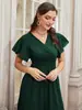 Nuevo vestido de otoño transfronterizo de color liso con dobladillo grande y cuello en V, casual, cómodo, de corte holgado, elegante para mujer