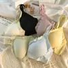 Ropa interior sin costuras para mujer, verano, fina, pequeña, transpirable, sin aros de acero, para pecho grande, realce pequeño, anti-caída, sujetador desmontable