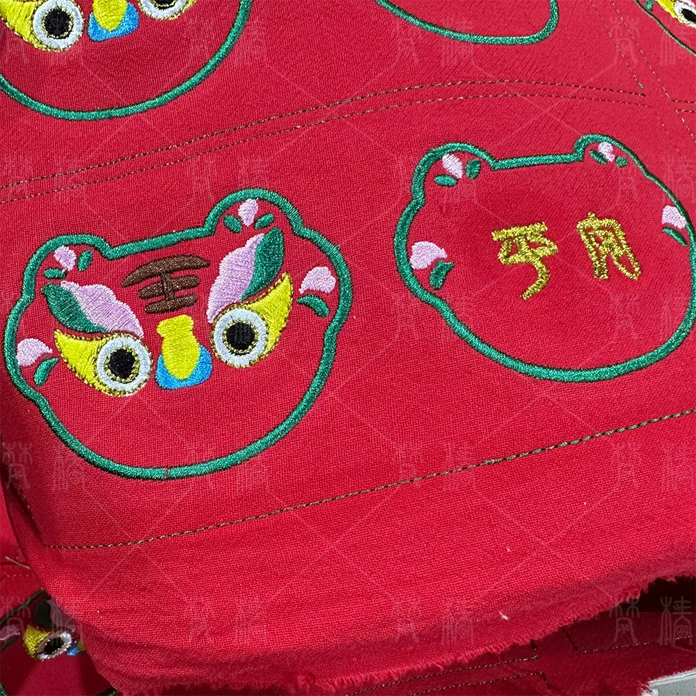 绣片虎头锁4.jpg