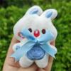 Primavera y verano nuevo broche de conejo felpa lindo animal pequeño caricatura japonés ropa de niñas zapatos colgante de bolso pequeño regalo