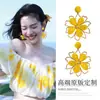 Pendientes Colgantes con Borla de Flor de Aguja Plateada para Mujer, Pendientes Estilo Vacaciones en la Playa, Lujo Accesible, Pendientes de Gama Alta, Diseño de Nicho