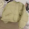 Jaqueta de Algodão Espessa Feminina Inverno Curta Estilo Coreano Gola Redonda Quente Pequena Jaqueta Pão Moda e Versátil Estilo Coreano