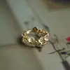 Anel Folha de Ginkgo Estilo Lady de Luxo Leve para Mulheres, Design Exclusivo com Micro-Zircônias Brilhantes, Elegante Anel para Dedo Indicador em Forma de Folha