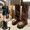 Pantalones versátiles, botas largas de mujer con suela gruesa 2026, botas de moda nuevas para mujeres petite, botas de caña, que aumentan la altura, estilo europeo y americano, moda de otoño e invierno