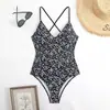 Europeo y Americano Aliexpress Amazon Nuevo Sexy Tirantes Espalda Descubierta Estampado de Flores Una Pieza Triángulo Delgado Traje de Baño Transfronterizo