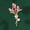 Nuevo broche de flores frescas para mujer, suéter, cárdigan, alfiler floral con perlas, accesorios de ramillete de tulipán esmaltado