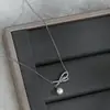 Cadena para Clavícula Elegante Chapada en Oro Real con Circonita Microincrustada para Mujer Collar de Perlas Francesas Retro de Gama Alta Cadena para el Trabajo