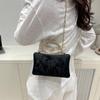 Moda dulce bolso de mano para mujer 2025 nuevo bolso bandolera de cadena tipo mensajero para ir al trabajo estilo extranjero bolso caja comercio exterior