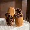 Pantuflas de Algodón para Mujer 2026 Nuevo Estampado de Leopardo para Interiores, Hogar, Exteriores, Suela Gruesa, Elevadoras, Felpa, Media Cubierta, Pantuflas de Invierno para Dama