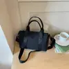 Bolso bandolera nuevo para mujer 2026, bolso de mano liso y elegante, de alta calidad y a la moda, con un diseño de bolso de hombro relajado y chic