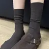 Calcetines Apilables para Mujer Otoño Algodón Transpirables Absorbentes de Sudor de Media Pantorrilla Calcetines Retro Japoneses Versátiles Ropa Exterior Básicos de Color Sólido Calcetines Largos