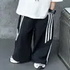 Conjunto de Verano 2026 para Niños Nueva Camiseta de Manga Corta Infantil Moda Fresca Guapo Ropa de Verano para Niño Secado Rápido Pantalones Largos Deportivos T