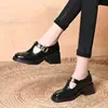 Sapatos Mary Jane Camélia Francesa 2026 Primavera/Verão Novos Sapatos de Couro Preto Fivela Sapatos Individuais Mocassins Casuais Femininos