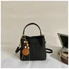 Moda Retro de Otoño 2026 Bolso Cubo de Gran Capacidad Estiloso Bolso de Hombro para Viaje