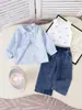 Baoxin Roupa de Outono Nova Europeia e Americana Transfronteiriça Camisa Rosa Listrada com Colete e Calça Jeans para Meninas e Roupas Infantis