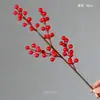 Fruta de la Riqueza Flor Artificial Dorada Cubo de Bendiciones Arreglo Floral DIY Bayas de Acebo Artificiales Bayas Rojas Flores Falsas Decoración de Año Nuevo Flores de Año Nuevo