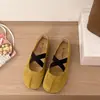 Sapatos Mary Jane baixos estilo francês com bico dividido falso para mulheres, novo modelo 2026, com tira cruzada, versáteis, confortáveis, com sola macia, sapatilhas