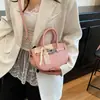 Bolsa Sela Simples Portátil Estilo Francês Feminina 2025 Nova Versátil Padrão Lichia Bolsa Platina Bolsa Transversal Fashion