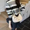 Bolso de Lúnula de Nicho para Mujer 2025 Nuevo Portátil para Viajes y Trabajo Bolso de Axila Bolso de Hombro Único Estilo Lúnula Bolso Pequeño
