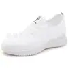 Liquidación de zapatos de tela de Pekín, zapatos transpirables para mamá, zapatos casuales vintage TK de venta caliente transfronteriza, zapatos de malla para mujer con suela suave, antideslizantes, de verano