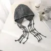 Gorro de Punto Tejido a Mano Estilo Retro con Flores Caladas para Mujer Otoño Borla de Perlas Gorro de Punto Delgado Estilo Étnico