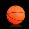Mini bola de basquete pequena 10cm PVC inflável com pega de mão bola elástica brinquedo de bola interativo para jardim de infância bebê interno e externo