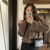 Nuevo Abrigo Corto Engrosado Otoño/Invierno 2026 Estilo Retro Nicho Cuello Alto Cálido Abrigo de Felpa para Mujeres Menudas