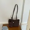 Bolso Tote de Ante Retro de un Solo Hombro para Mujer 2026 Otoño Nuevo Bolso Simple de Moda para el Trabajo Bolso de Mano Portátil