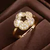 Anel Zircônia Estrela de Cinco Pontas Vazada Simples e Estiloso para Mulheres, Luxo Leve, Discreto, Acessório Versátil para o Dia a Dia