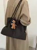 Bolsa de Hombro Cuadros de Alta Gama Estilo Coreano Versátil para Mujer 2026 Nueva Bolsa Transfronteriza Gran Capacidad para Viajar al Trabajo Hombro Único Debajo del Brazo
