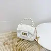 Bolsa Infantil Estilo Coreano Bolso de Mano Pequeño Estilo Chanel para Niña Bolso Cruzado de Cadena Elegante para Niña Bolso de Gelatina de Moda