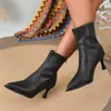 Botas de cuero de tacón de aguja puntiagudas de talla grande para comercio exterior transfronterizo, nuevo estilo 2026, botas elegantes de ajuste ceñido con cremallera trasera, botas de moda de tacón alto