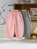 Pantalones deportivos de algodón para niñas, primavera y otoño, suaves y elásticos, de cintura alta, no apretados, corte holgado, estilo jogger, pantalones deportivos casuales para niños y niñas