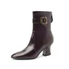 Botines de moda de tacón alto estilo británico de 7 cm, nuevo modelo otoño e invierno 2026, punta fina, tacón grueso, cremallera trasera, botas de moda para mujer