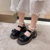 Sapatos Mary Jane de Couro para Mulheres 2025 Novos Versáteis Sapatos Baixos de Tira Única com Laço e Pérolas Sapatos Plataforma