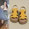 Sandálias Romanas de Solado Grosso para Mulheres, Casuais de Verão 2025 Novas Tendências Plataforma Estilosas Estudante Aumenta-Altura Sapatos de Praia Atacado