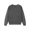 Yidao Vintage Otoño 2026 Nueva Colección: Suéter de Punto Henley de Color Sólido Holgado Estilo Retro Americano para Hombre