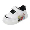 Nuevos Zapatos Infantiles para Otoño 2026 para Niñas y Niños, Zapatos de Piel Blanca, Tenis Bajos de Dibujos Animados de Moda